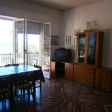 Terrazza Sul Mare بيت للعطل تْرابْيا